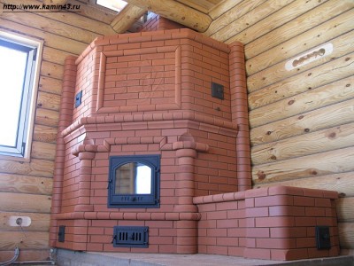 Угловая каминопечь с лежанкой.jpg