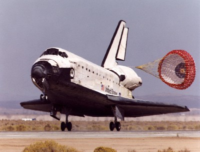 NASA_Space_Shuttle_Discovery_STS-92.jpg